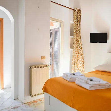 Storico Borgo Pio Appartement